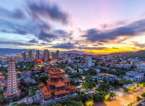 福建的地理、历史与文化探索